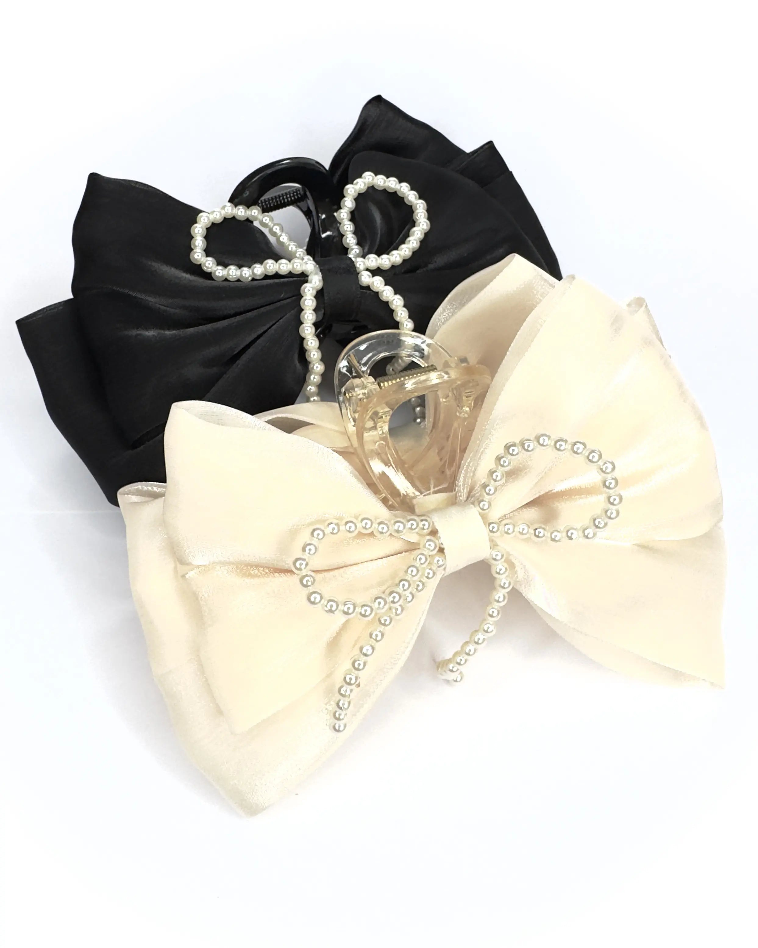 Pinza fiocco con perle