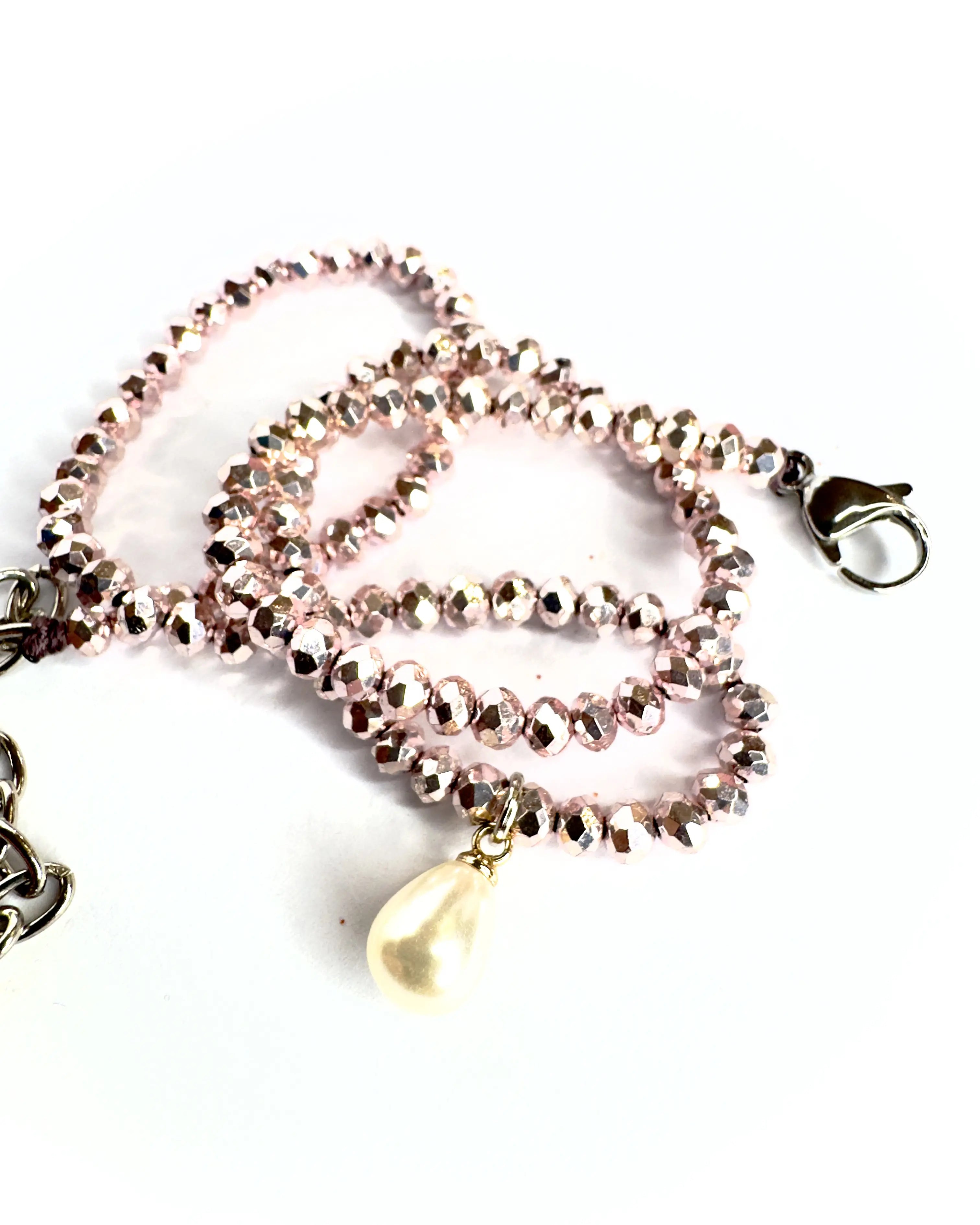 Collana cangiante con perla