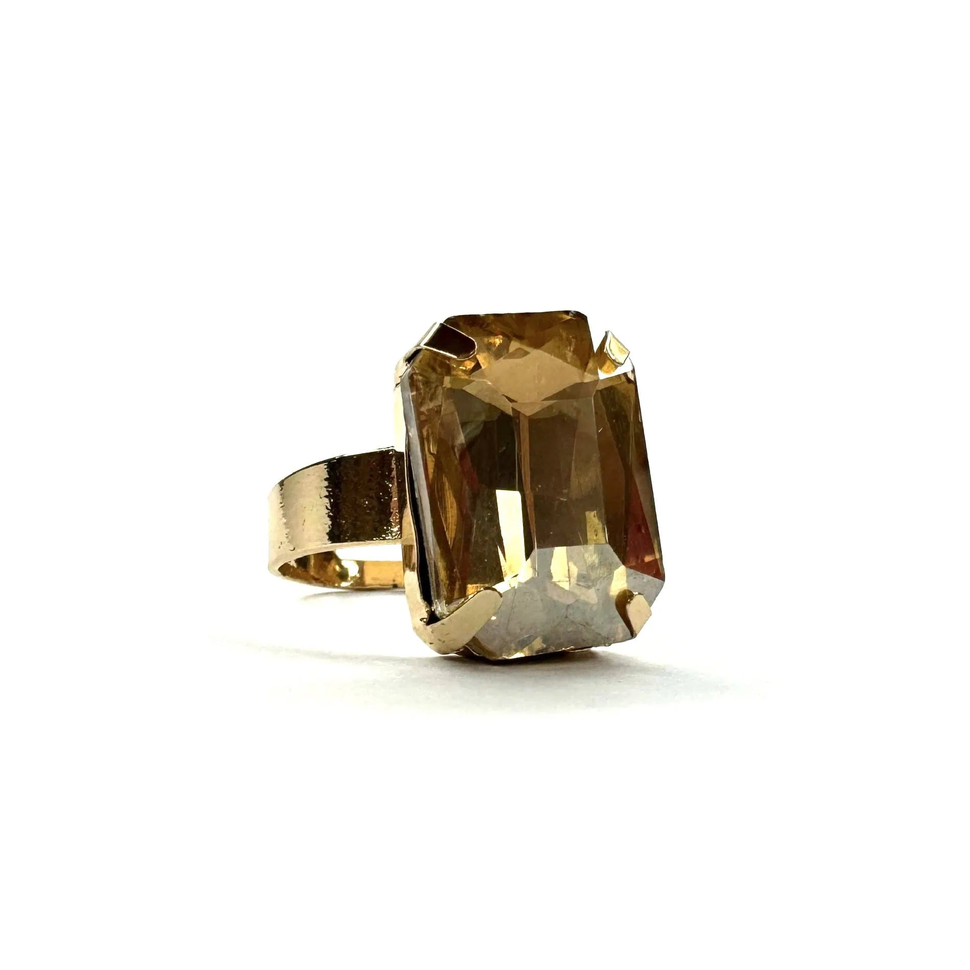 Anello pietra