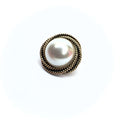 Spilla con perla