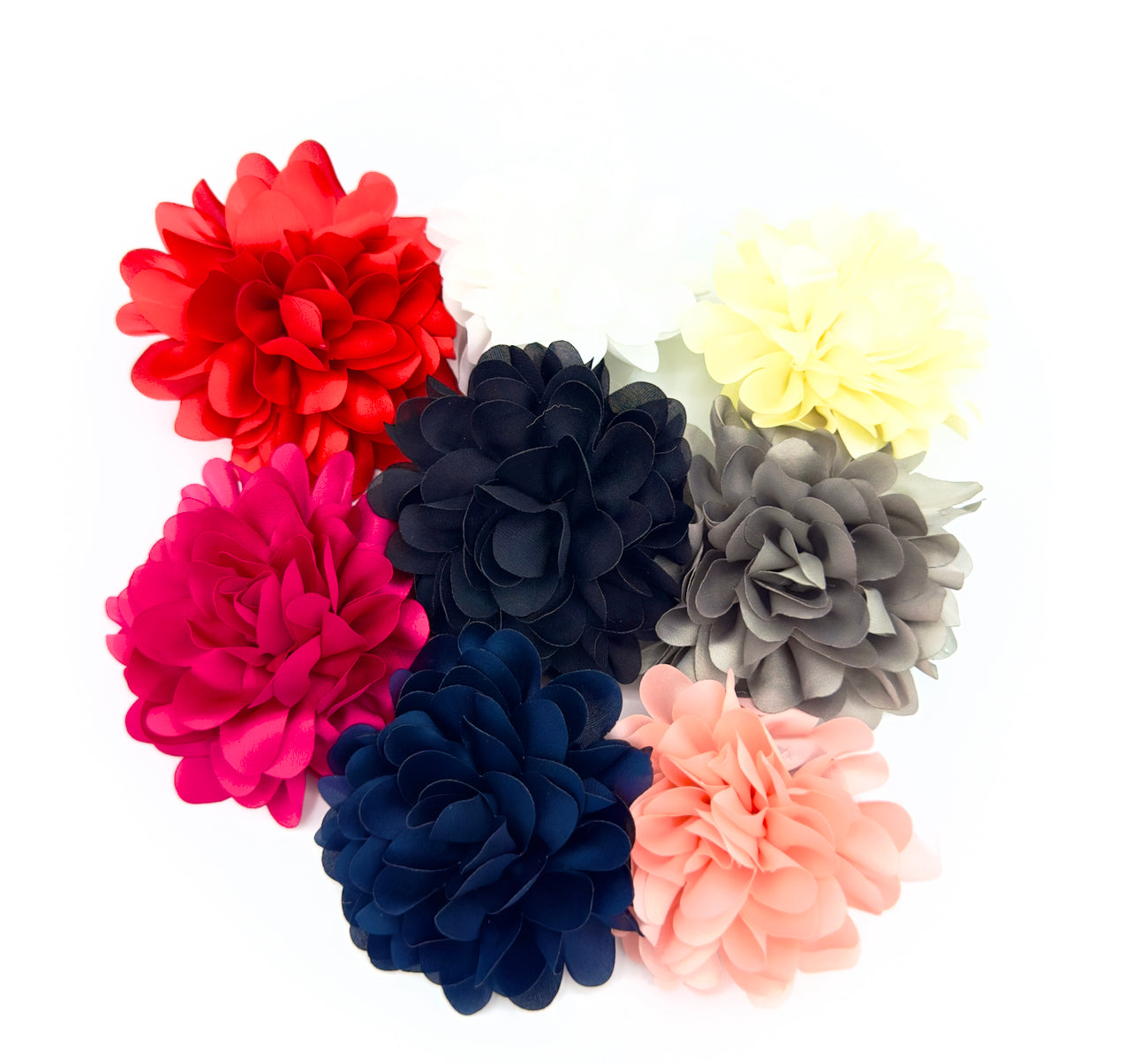 Spilla Peonia in raso di seta colorata