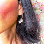 orecchini con fiore
