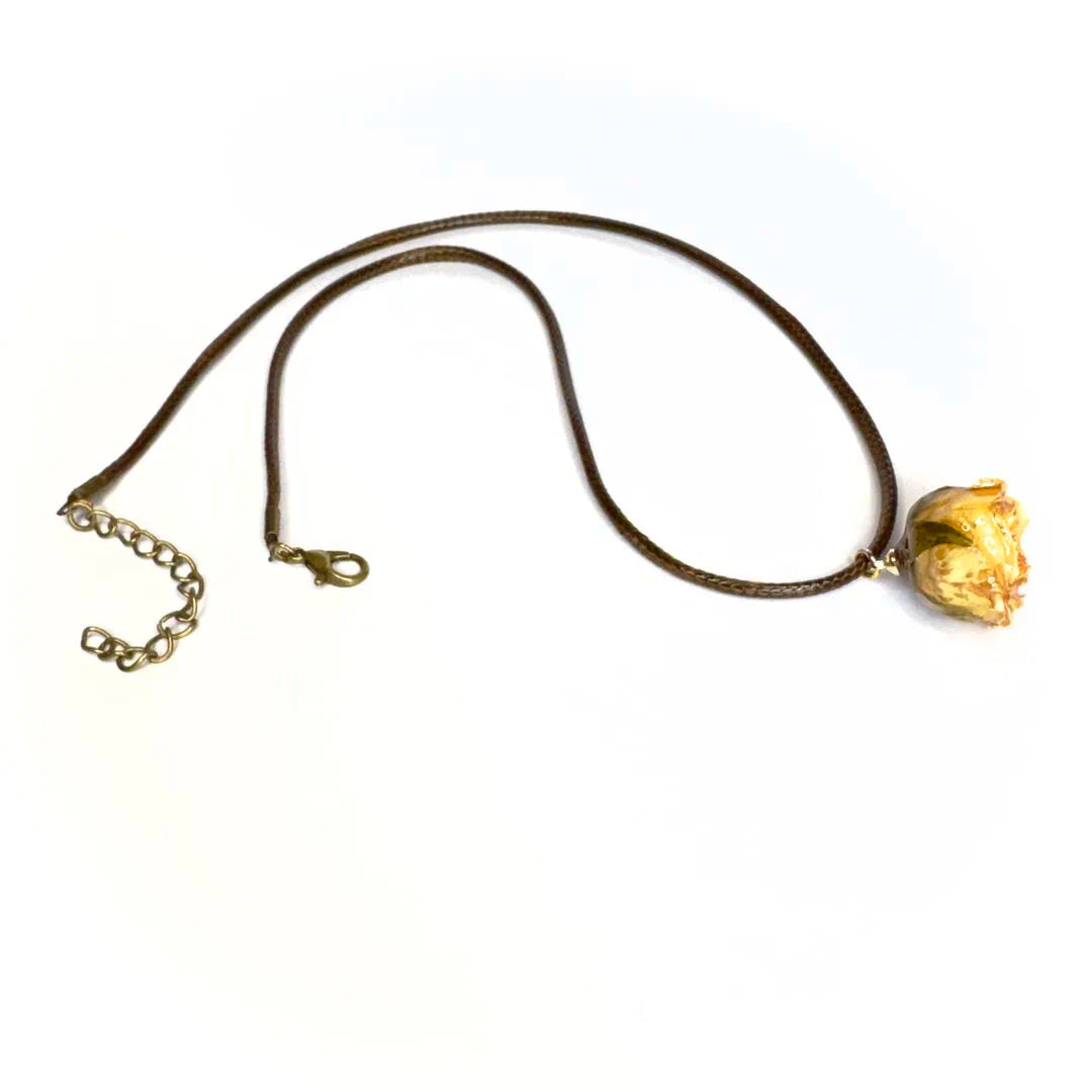 Collana con rosa