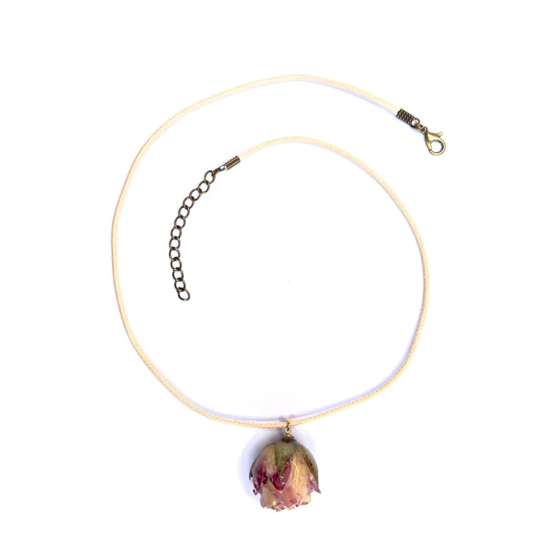 Collana con rosa