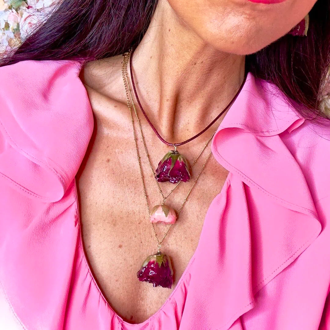 collana con rosa