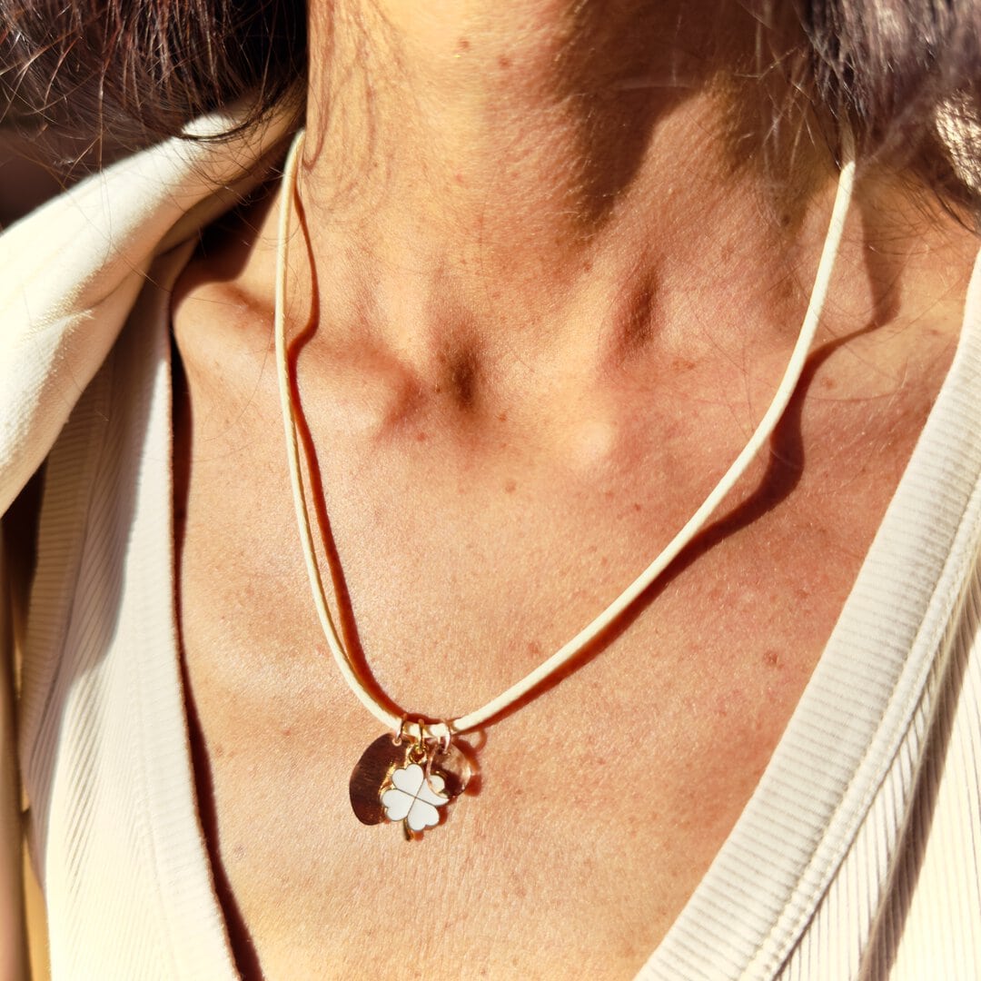 Collana con quadrifoglio cordino Serendipity