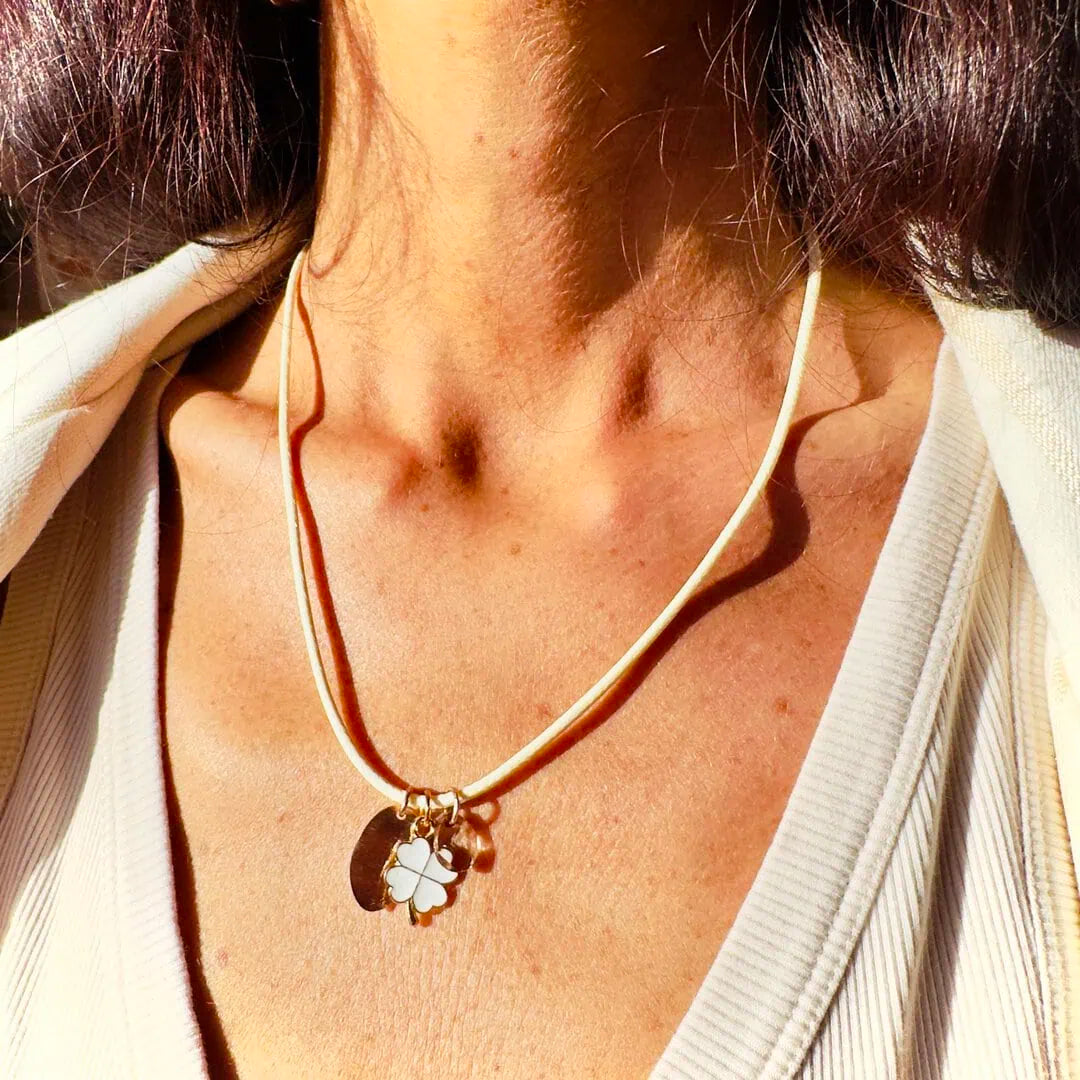 Collana con quadrifoglio cordino Serendipity