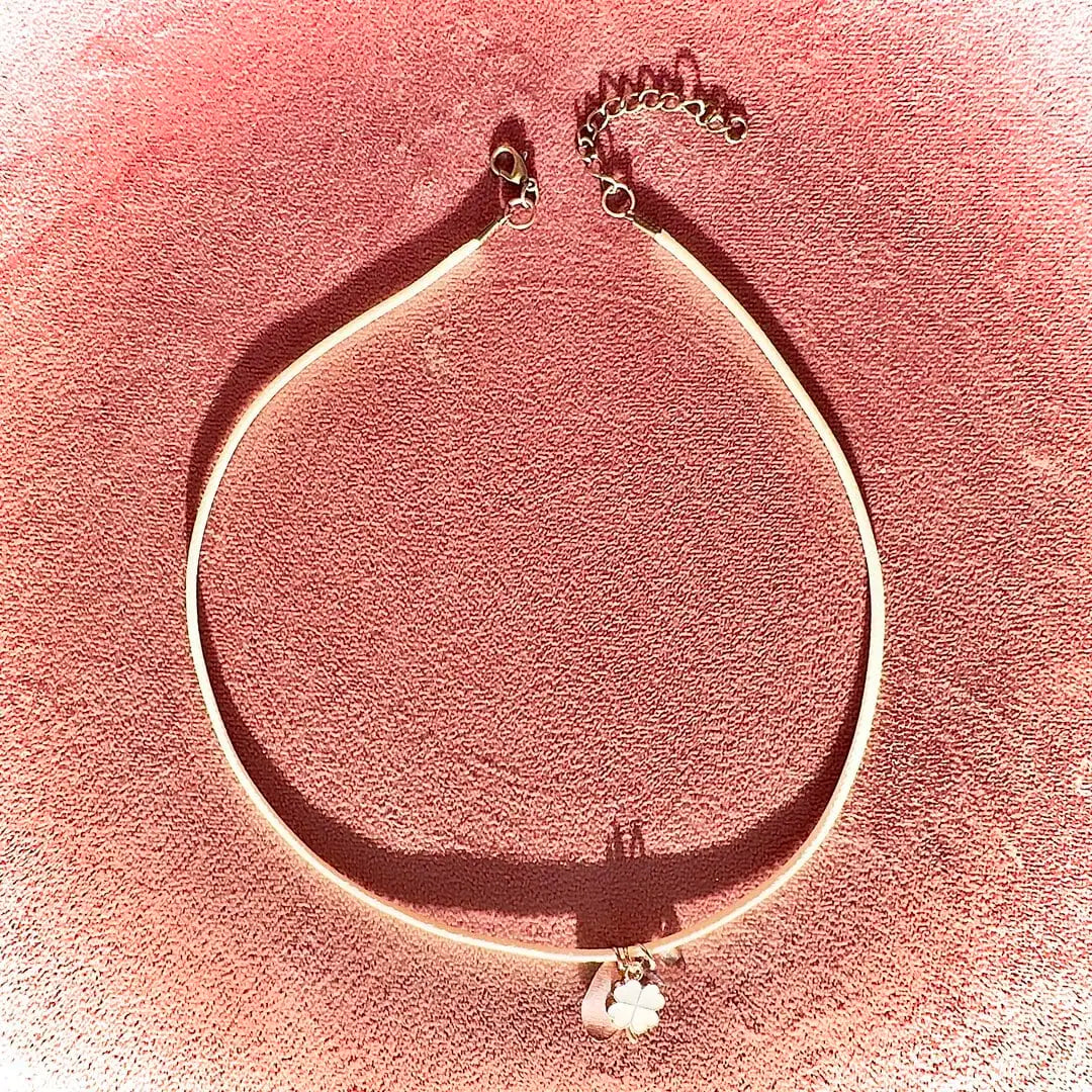 Collana con quadrifoglio cordino Serendipity