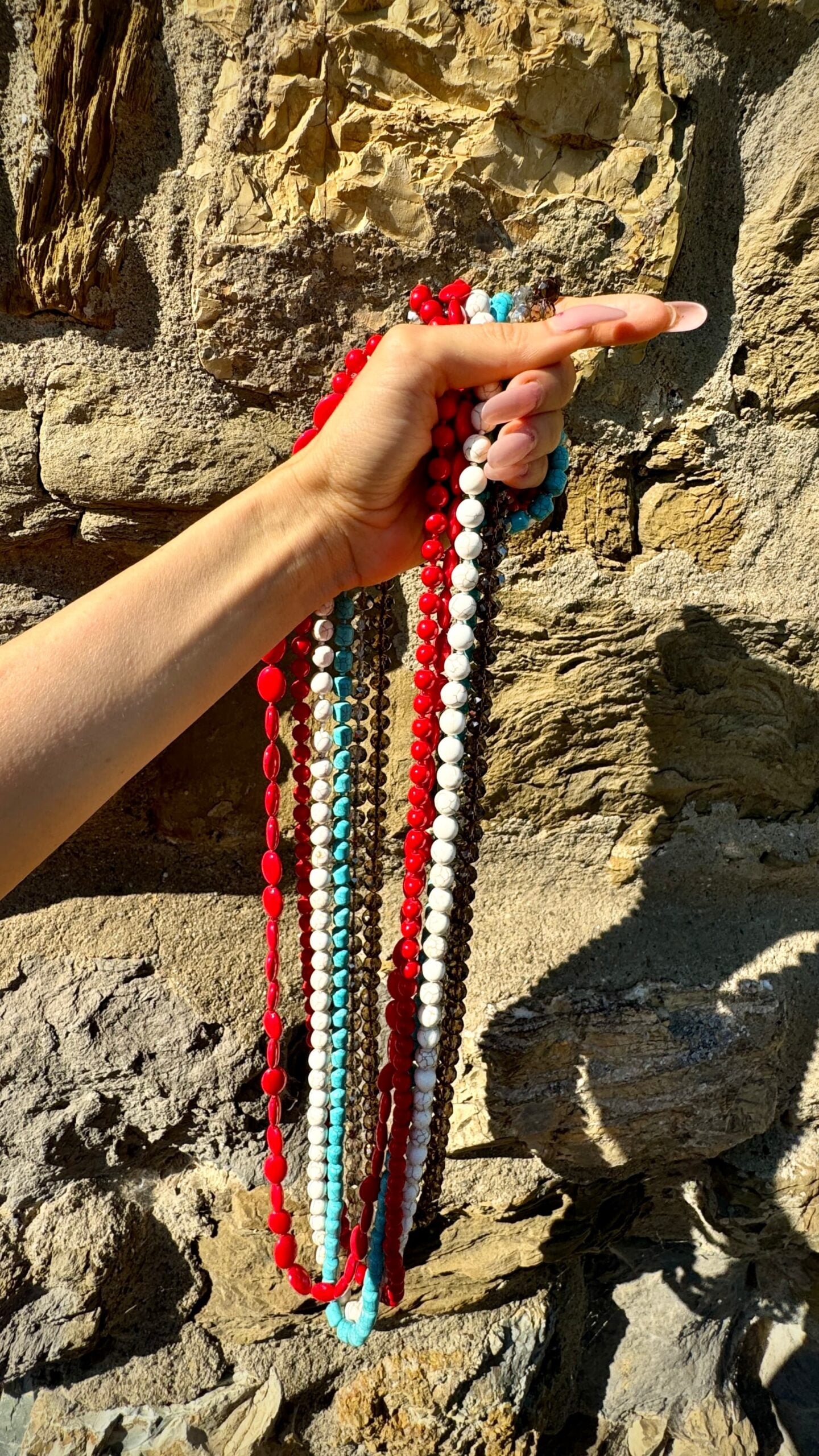 Collana rossa lunga Euphoria Bamboo Coral rosso tondo