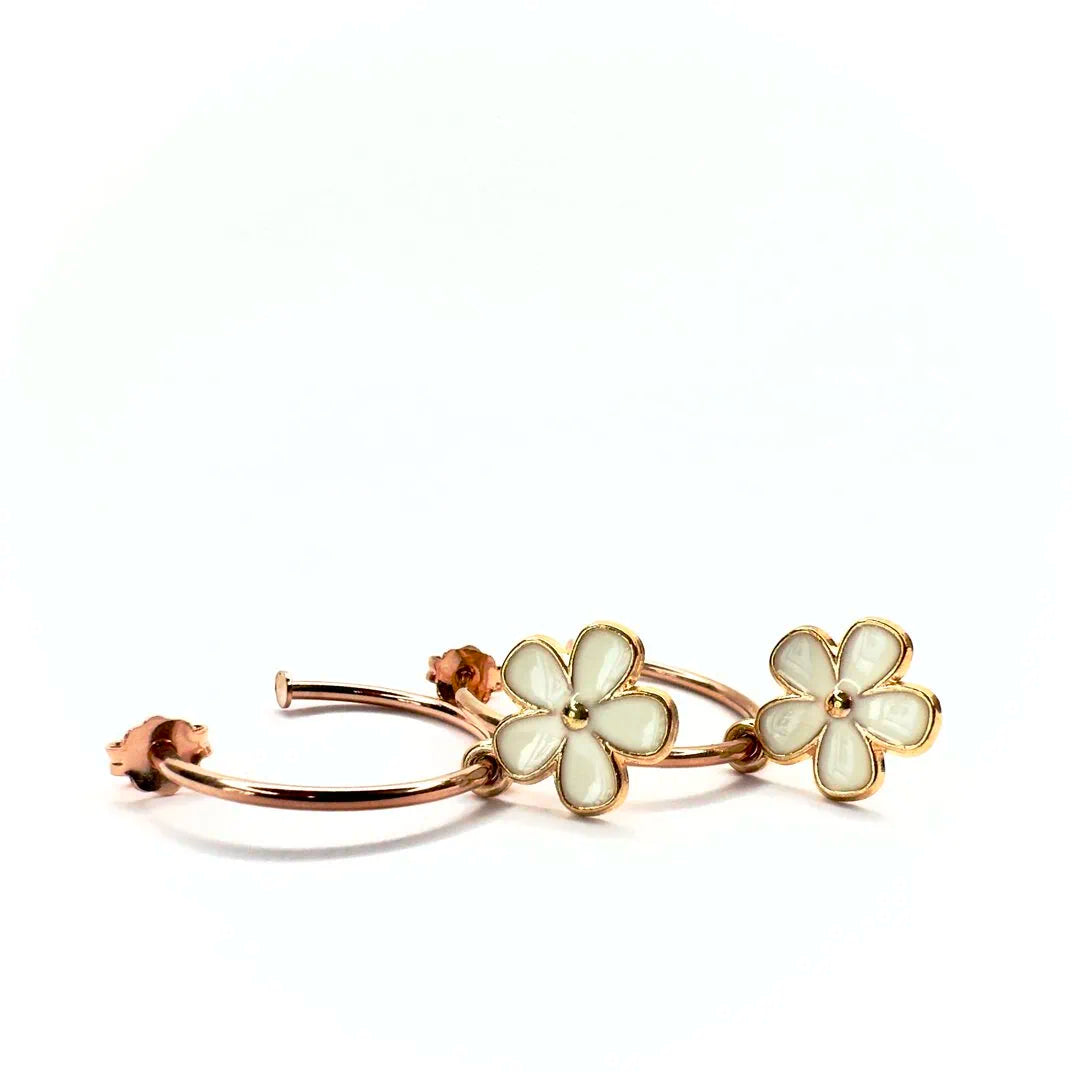 Orecchini con fiore