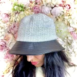 cappello bucket boucle